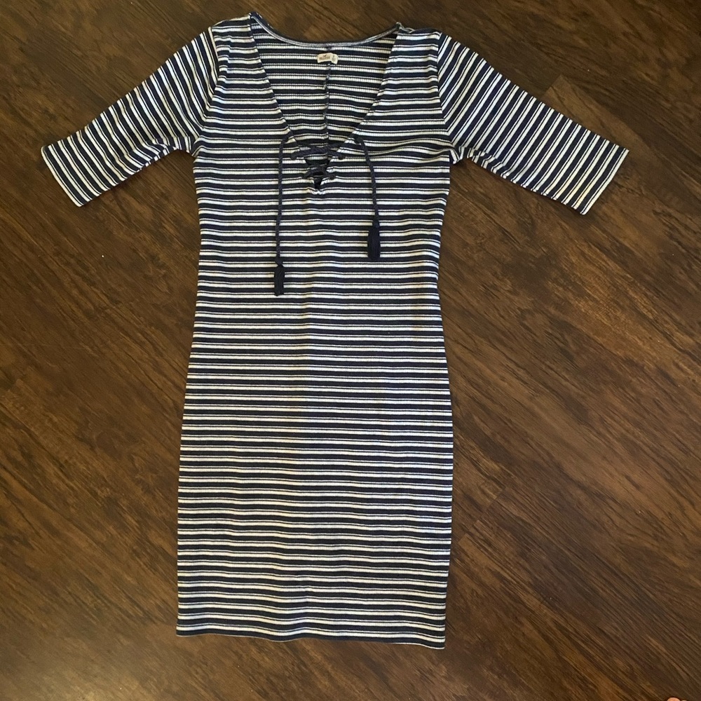 Hollister dress